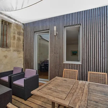 Le Faubourg - Duplex Pour 4 Personnes A Holiday home *