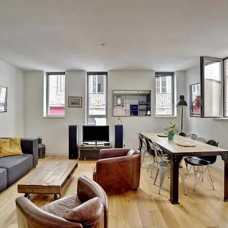 Le Faubourg - Duplex Pour 4 Personnes A Holiday home