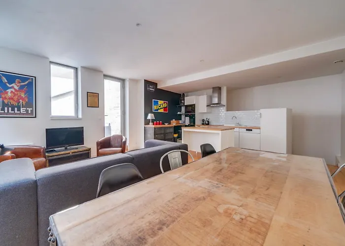 Dom wakacyjny Le Faubourg - Duplex Pour 4 Personnes A *