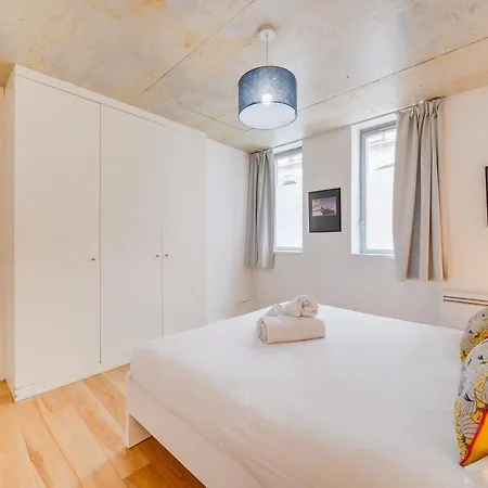 Le Faubourg - Duplex Pour 4 Personnes à * Bordeaux
